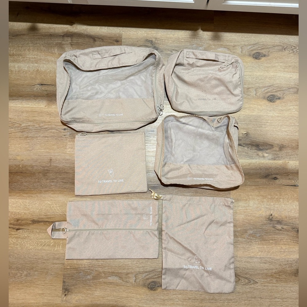 Beige Travel Packing Cubes Set